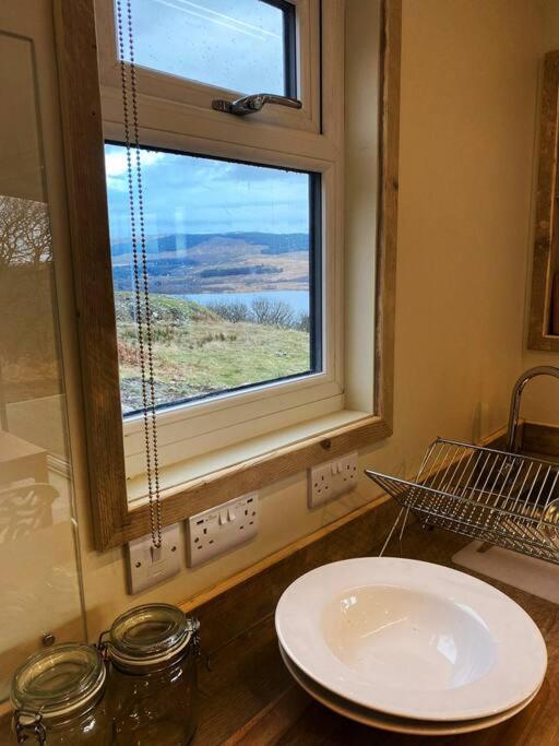 Odhran Lodge, St Conan'S Escape: Home With A View Loch Awe Exterior photo